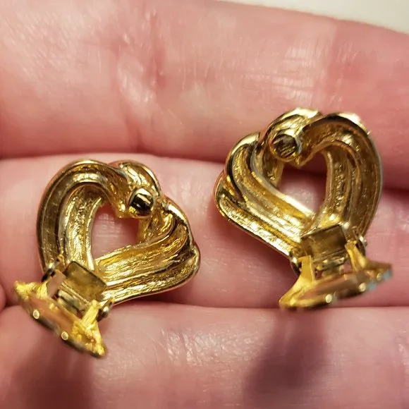 Christian Dior Vintage Heart Double Intertwined Clip-on Earrings